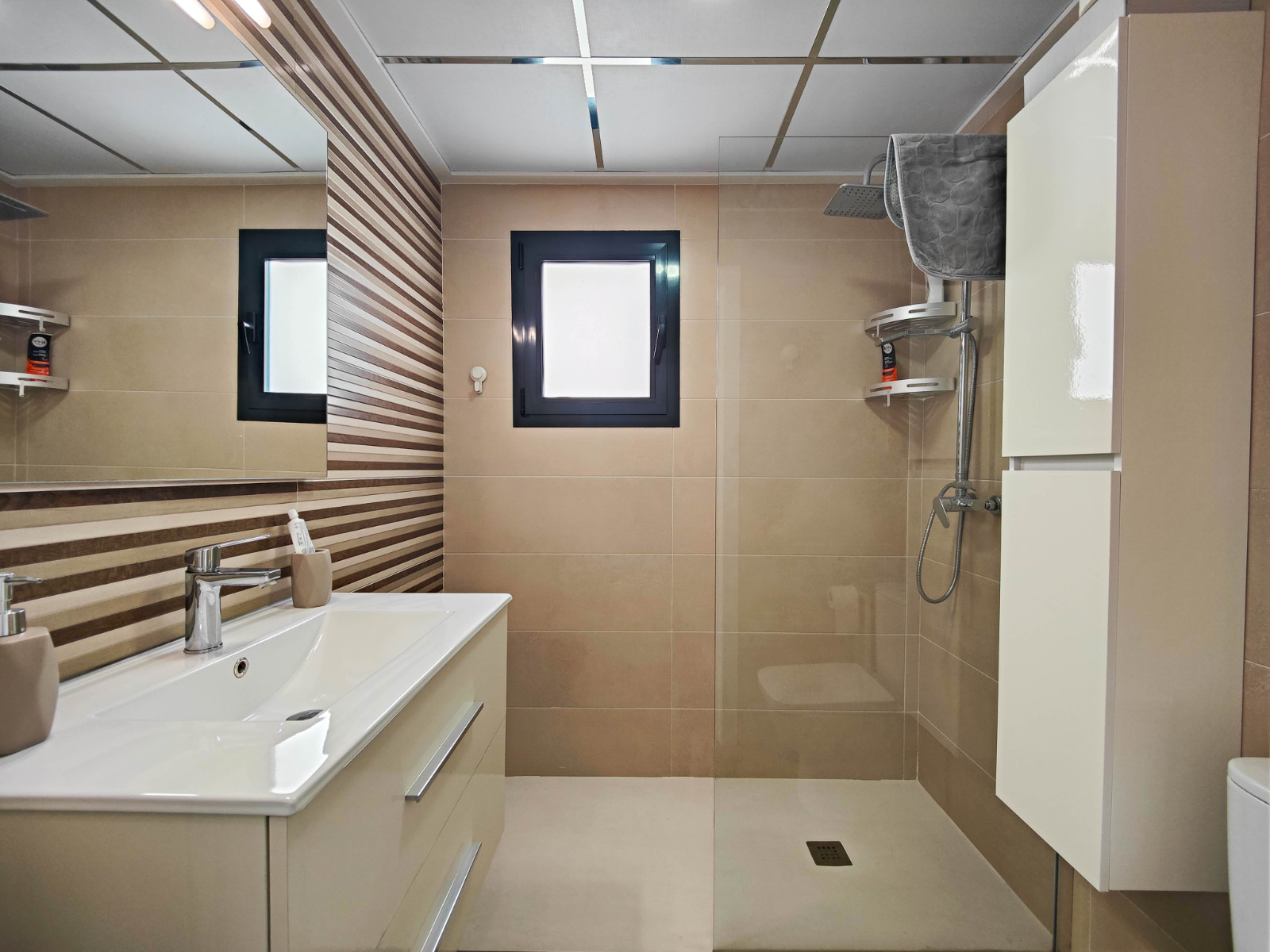 Kitchen in apartment for sale in Guardamar del Segura