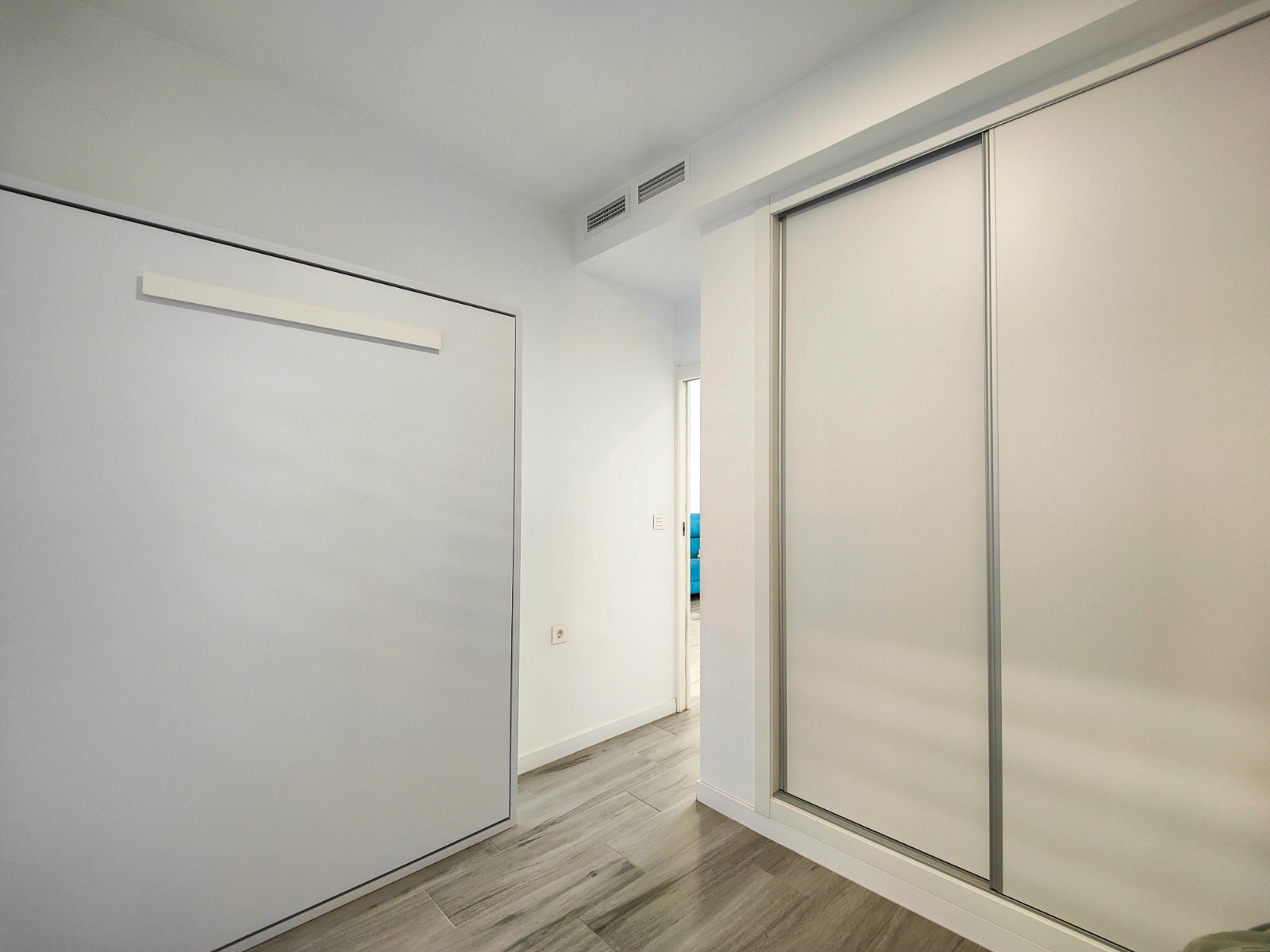 Bedroom in apartment for sale in Guardamar del Segura