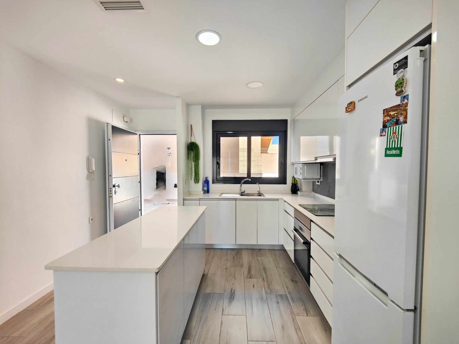 Bedroom in apartment for sale in Guardamar del Segura