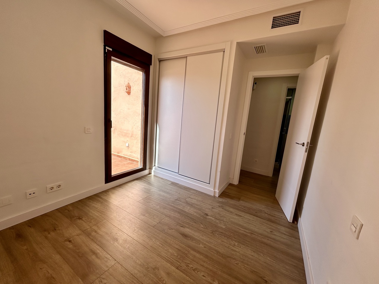 Terrace in apartment for sale in Los Alcazares