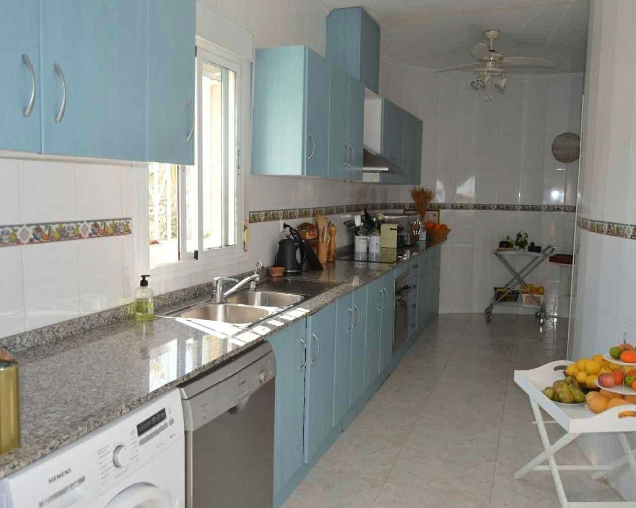 Kitchen in villa for sale in Rojales