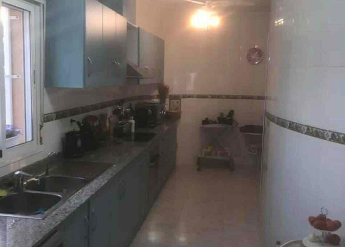 Master bedroom in villa for sale in Rojales
