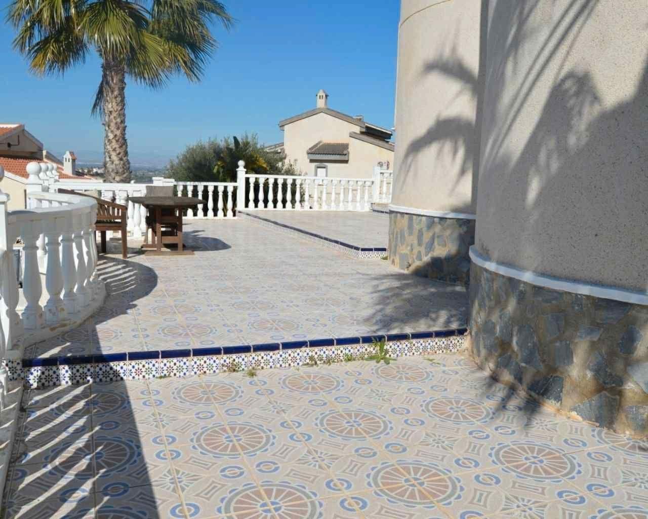 Terrace in villa for sale in Rojales