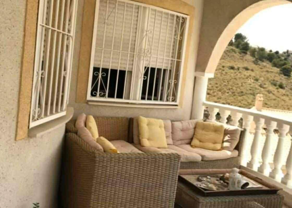 Pool area in villa for sale in Rojales