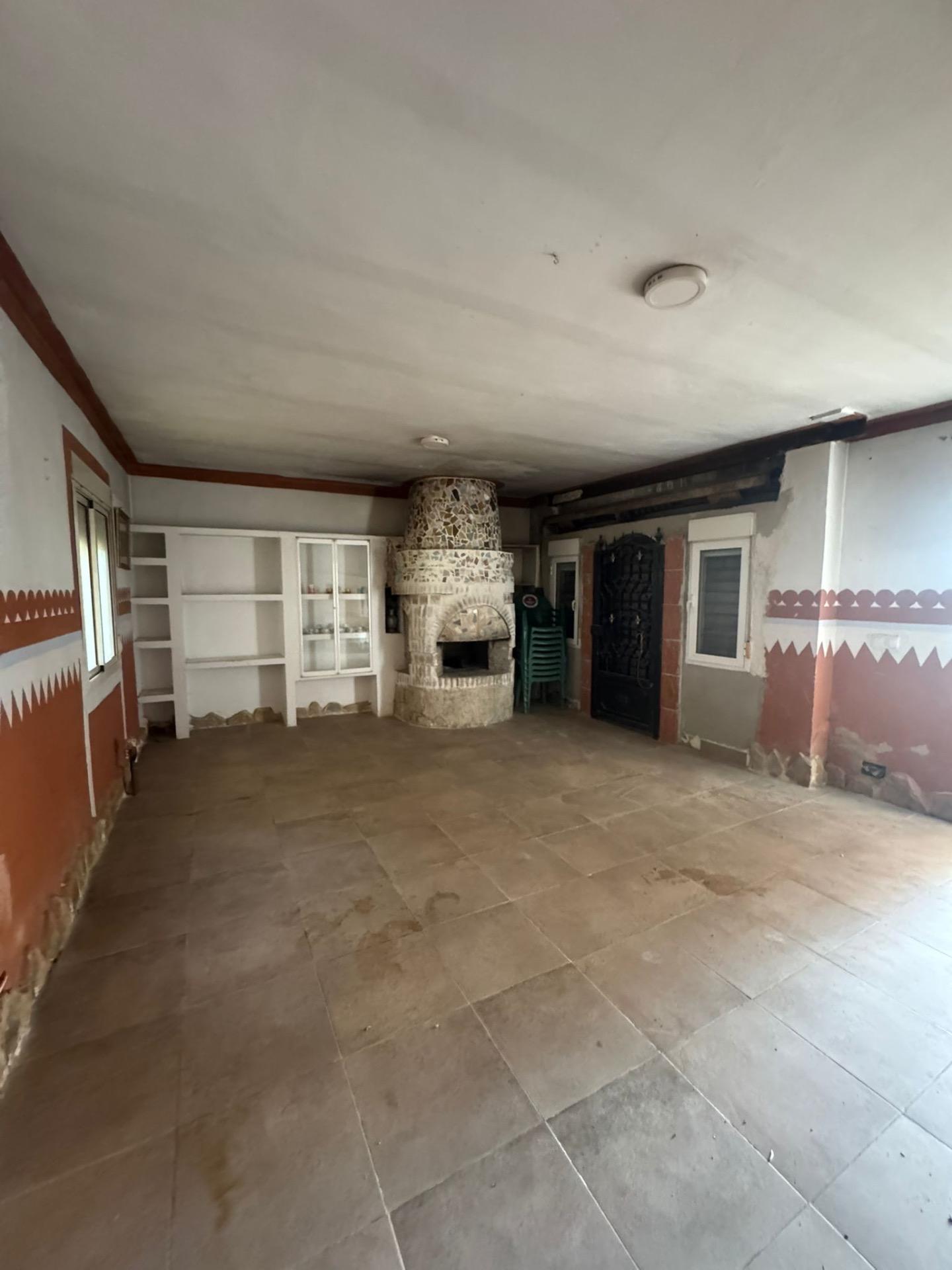Bathroom in villa for sale in Orihuela