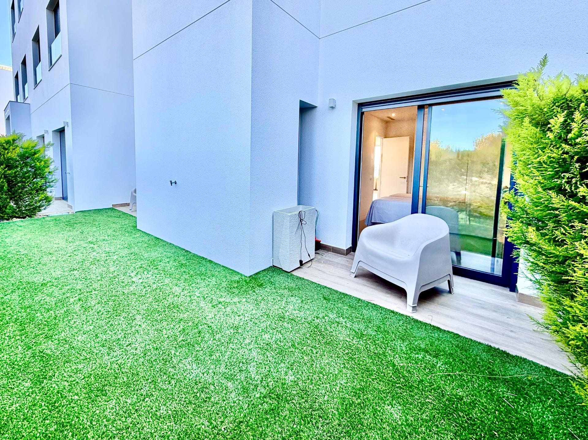 Garden in apartment for sale in Orihuela