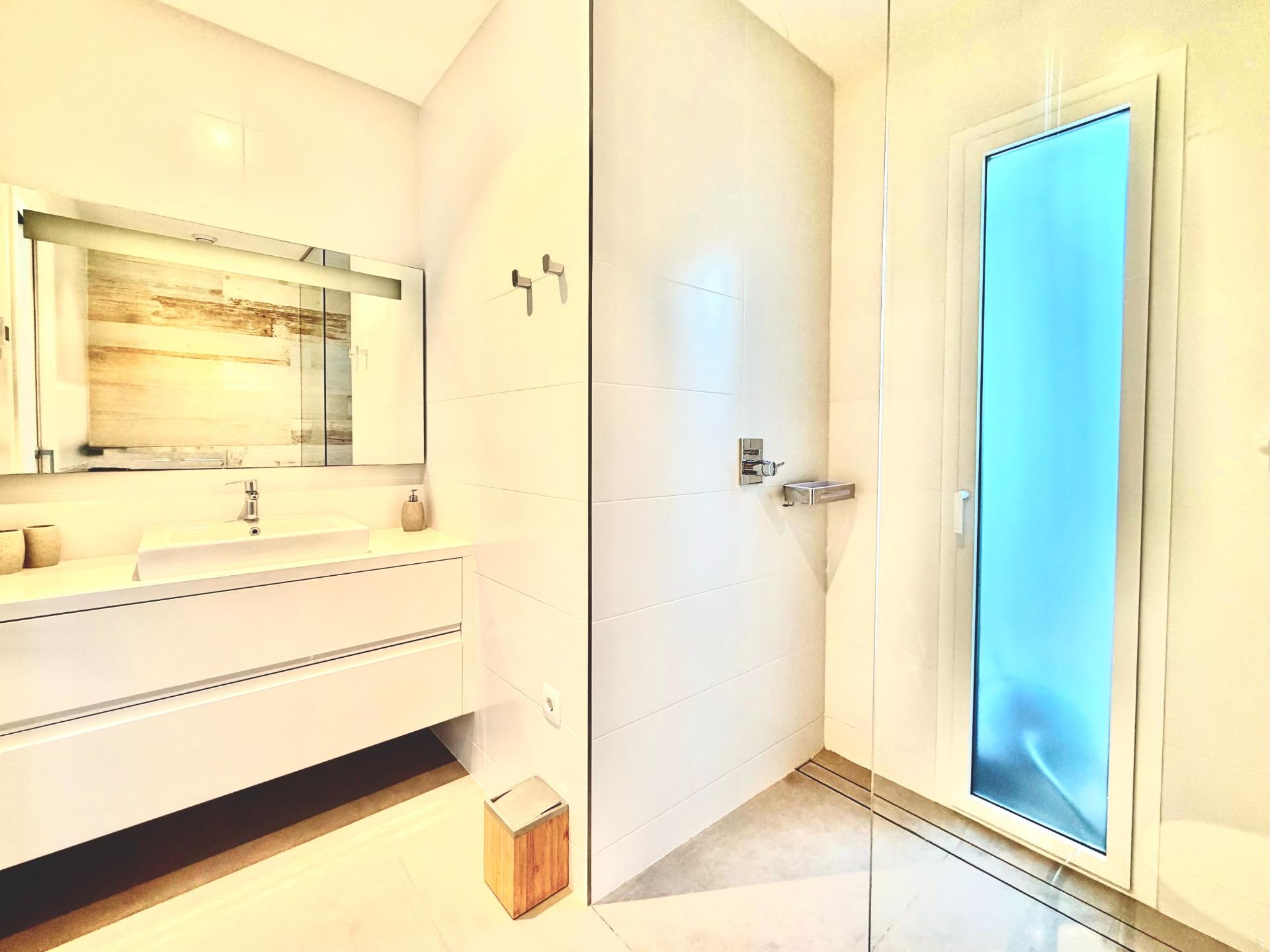 Beautiful Ground Floor Apartment in Las Colinas Golf – Space, Privacy & Southern Light Welcome to th