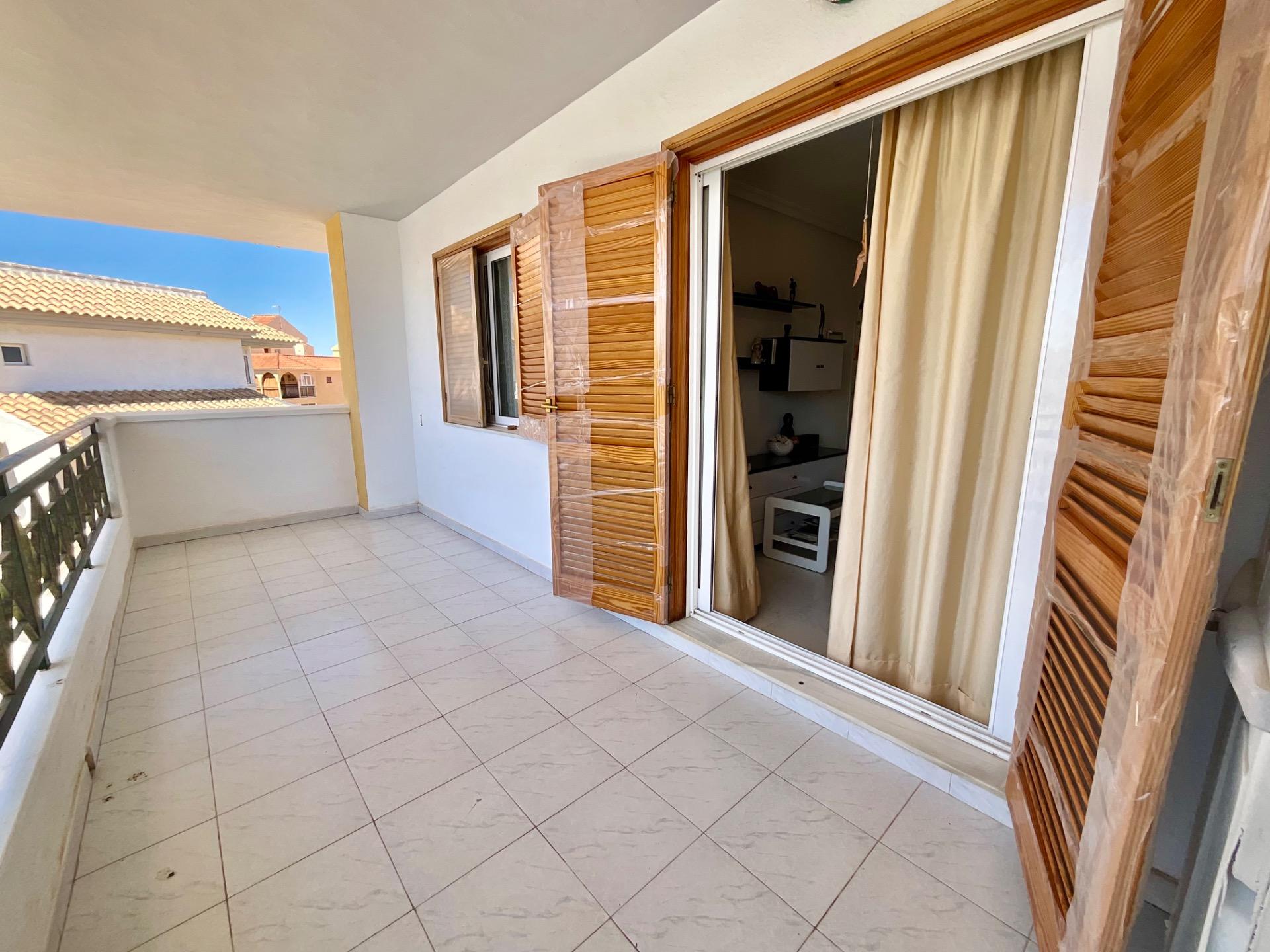 Kitchen in apartment for sale in Torrevieja