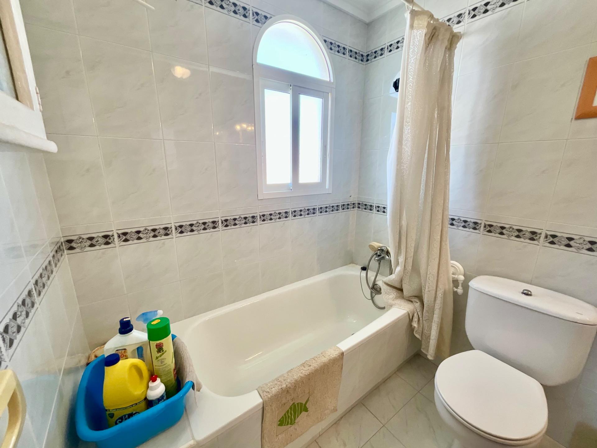 Kitchen in apartment for sale in Torrevieja
