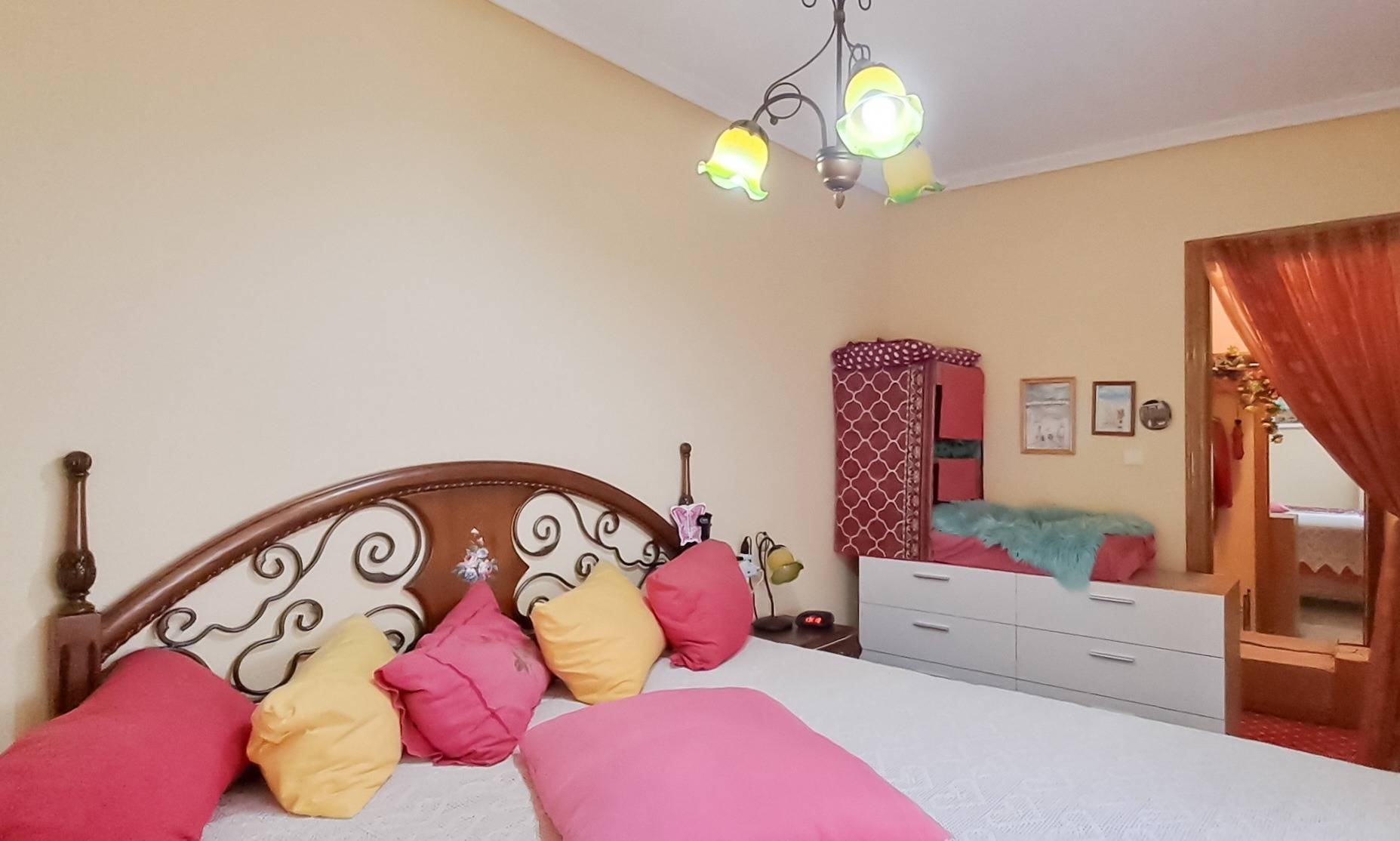 Dining area in penthouse for sale in Torrevieja