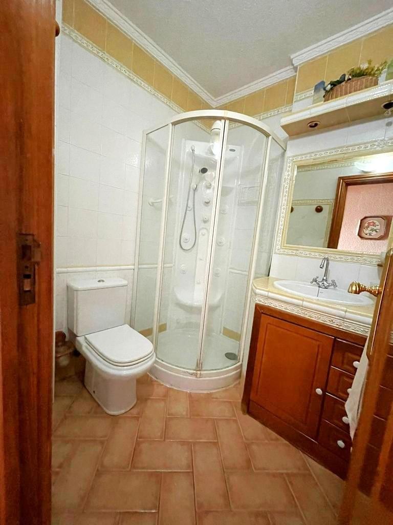Dining area in apartment for sale in Torrevieja