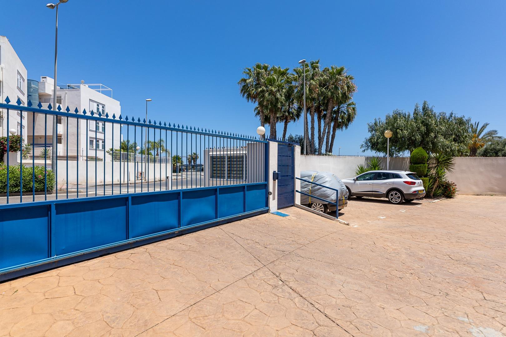 Kitchen in apartment for sale in Orihuela Costa