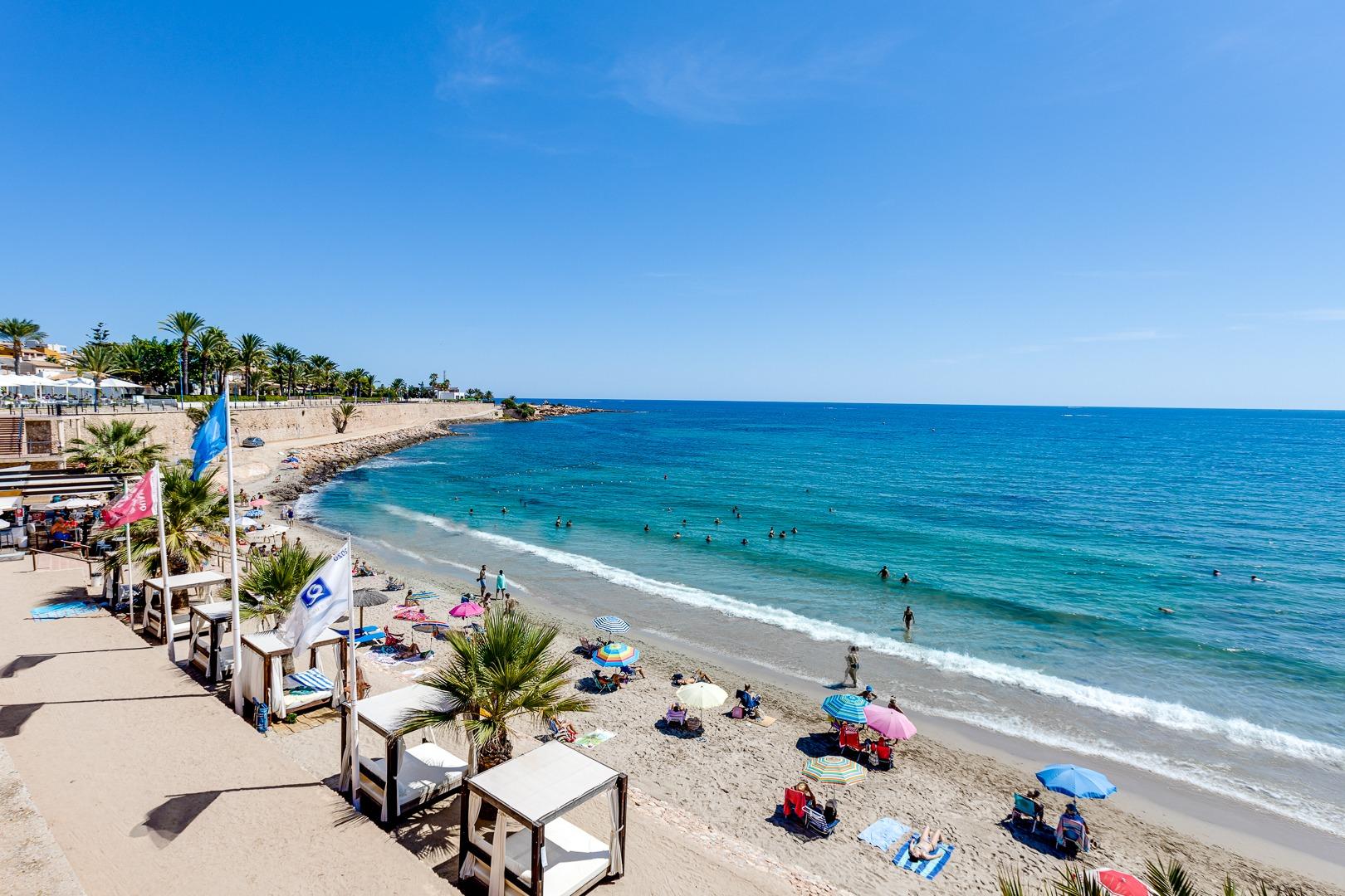 Dining area in apartment for sale in Orihuela Costa