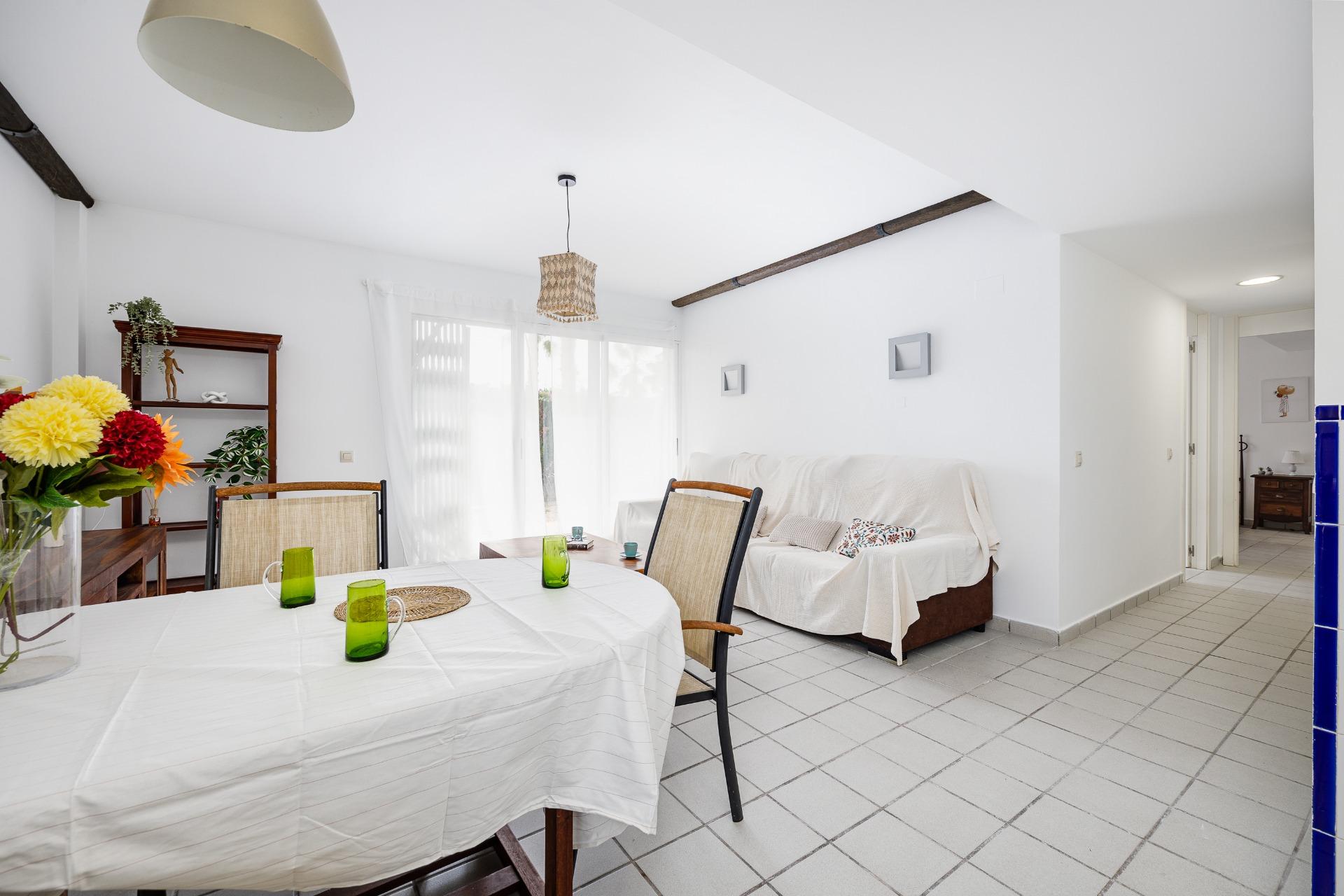 Garden in apartment for sale in Orihuela Costa