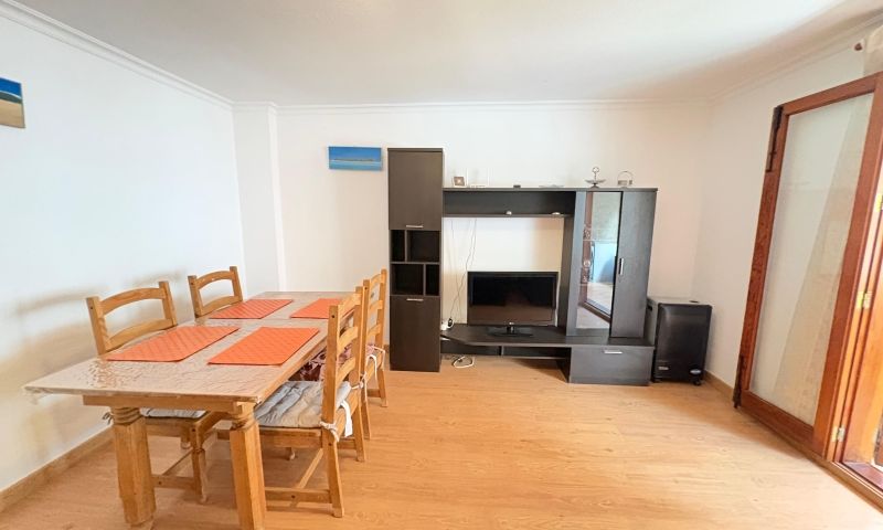 2-Bedroom Apartment in Torrevieja with Garage and Elevator, Just 200 Meters from the SeaJust 200 met