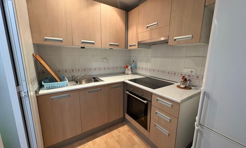 Bedroom in apartment for sale in Torrevieja