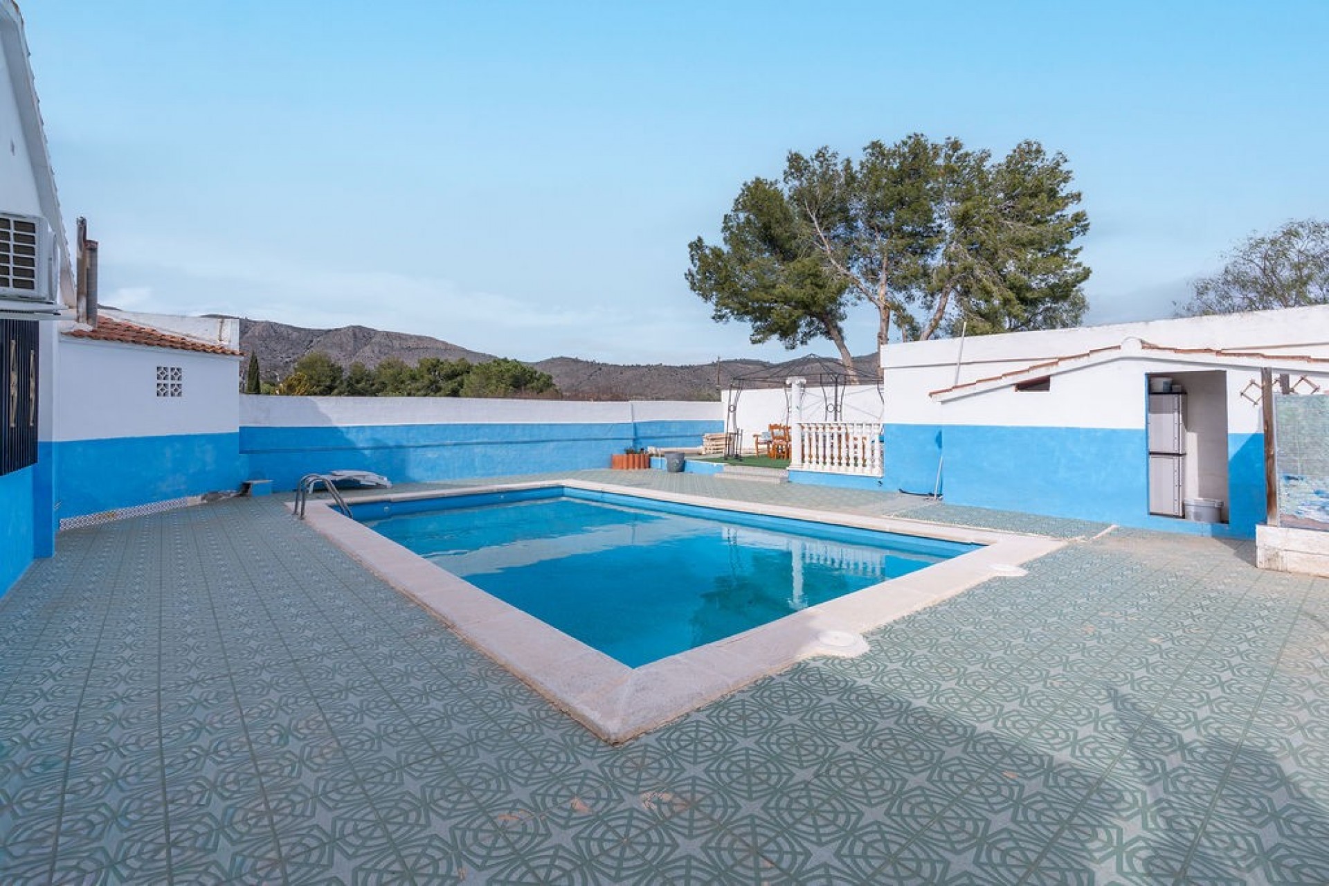 Exterior view in villa for sale in Hondón de las Nieves