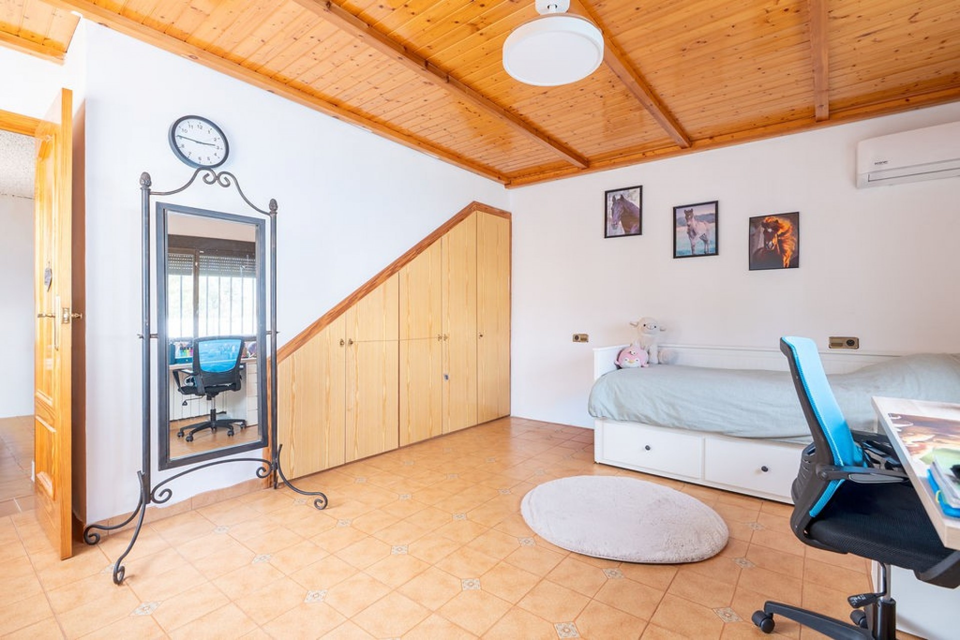 Dining area in villa for sale in Hondón de las Nieves