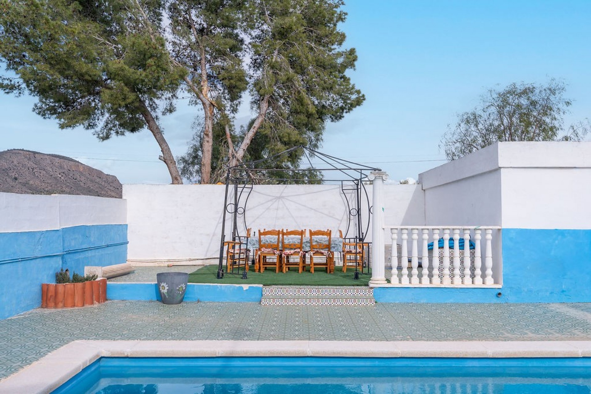 Bedroom in villa for sale in Hondón de las Nieves