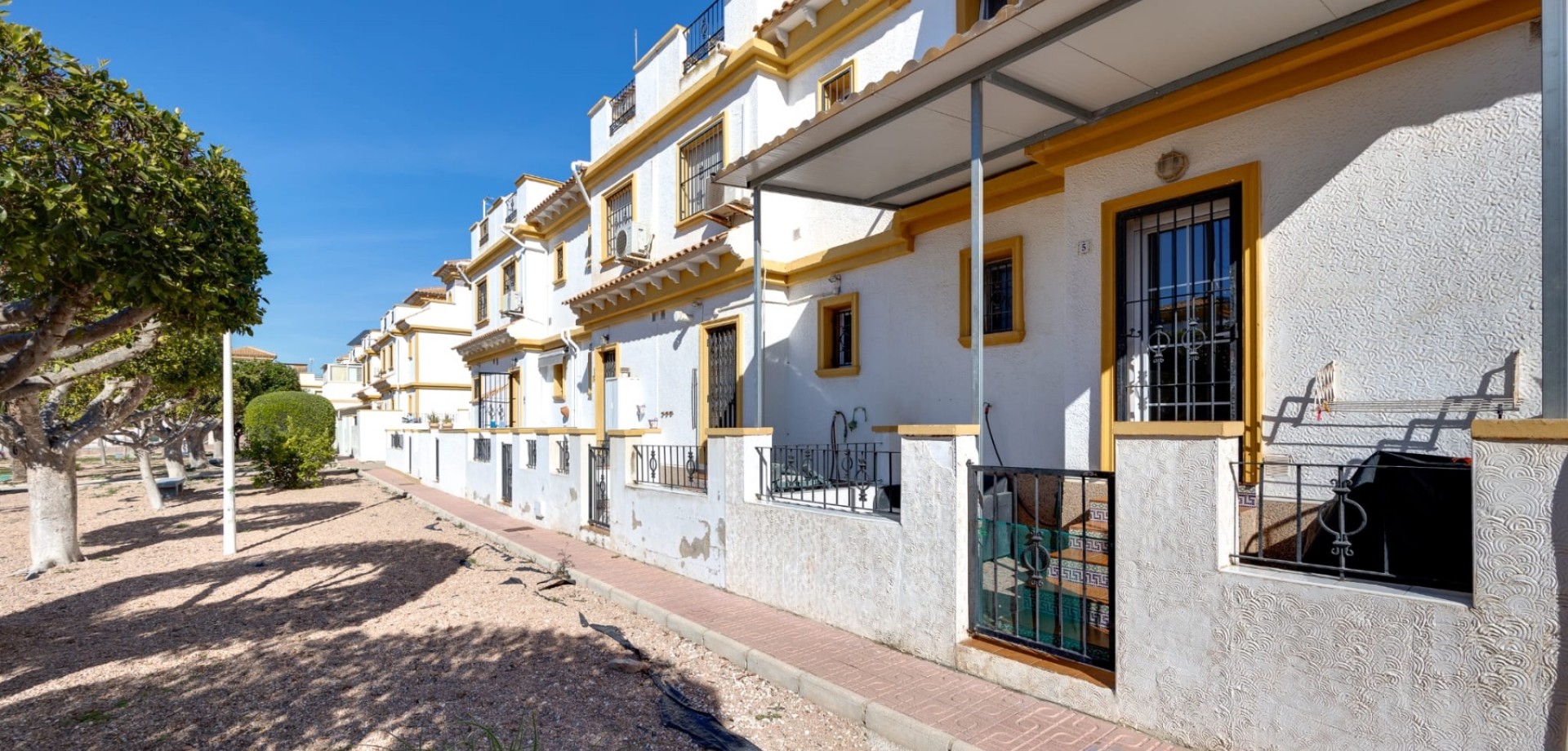 Bedroom in terraced for sale in Torrevieja