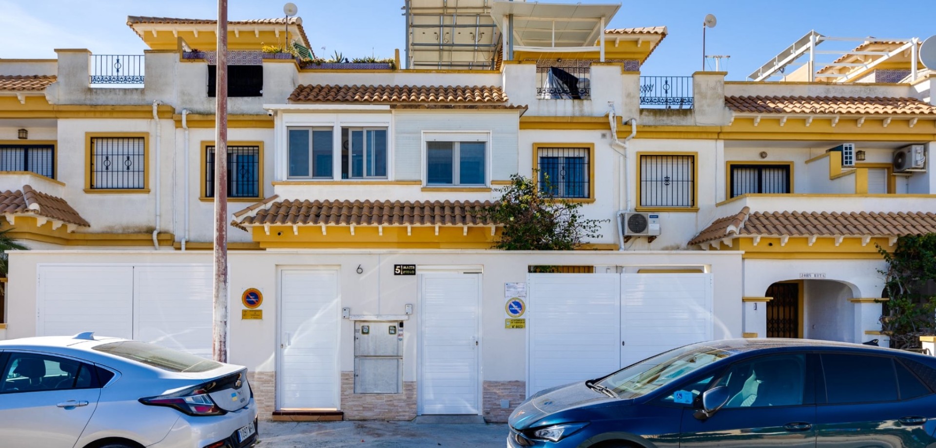 Pool area in terraced for sale in Torrevieja