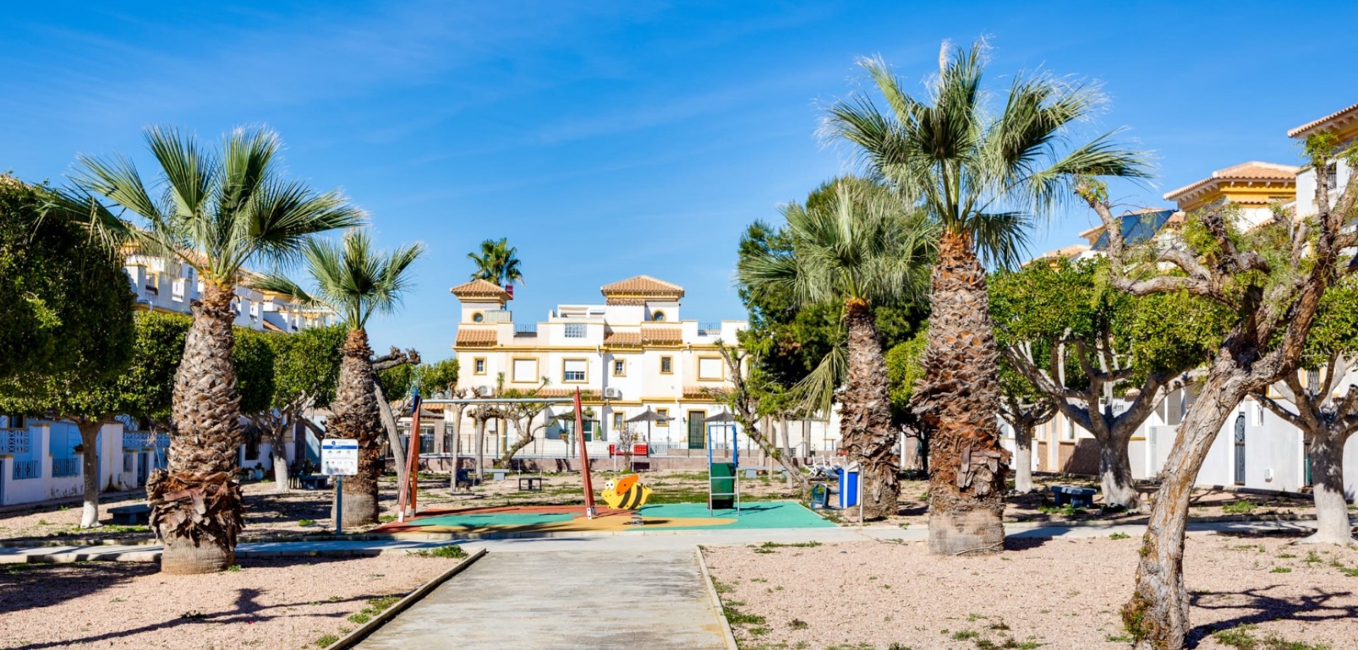 Garden in terraced for sale in Torrevieja