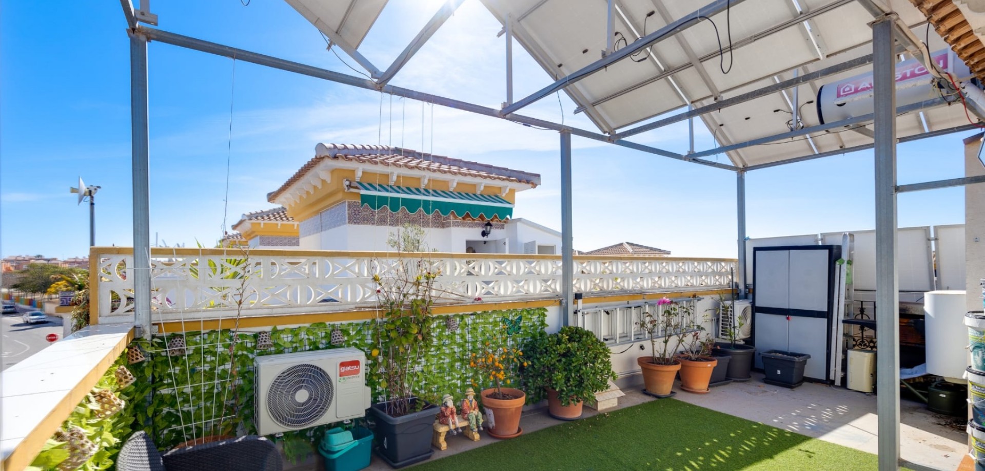 Dining area in terraced for sale in Torrevieja