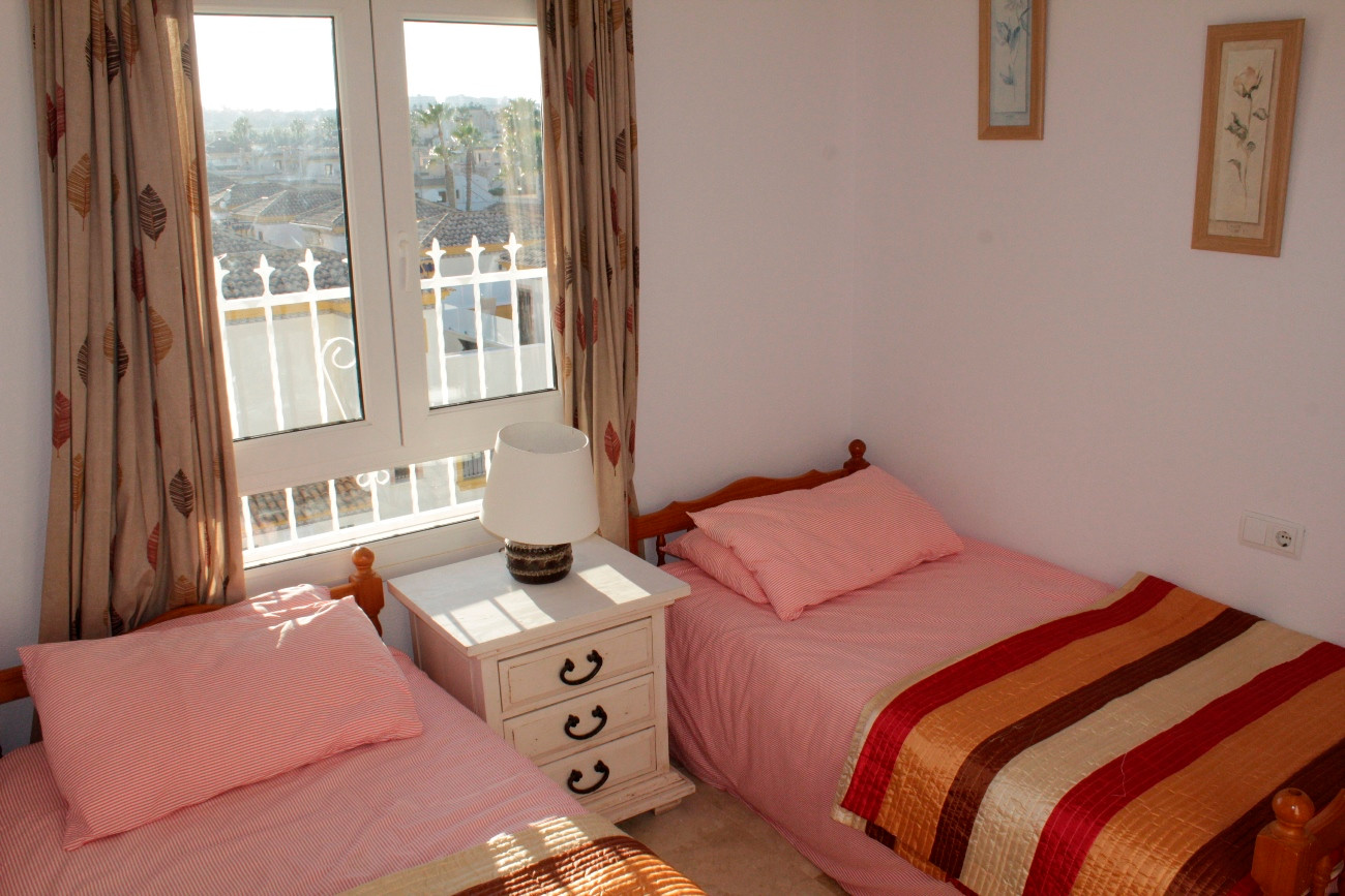 Living room in penthouse for sale in Villamartin