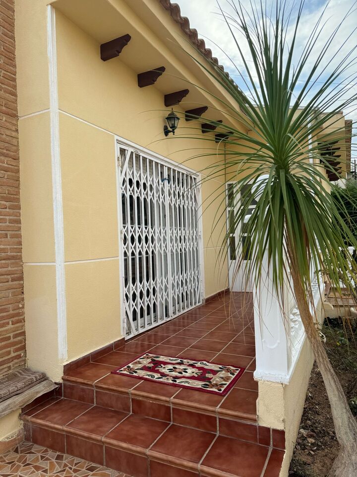 Living room in villa for sale in Playa Flamenca