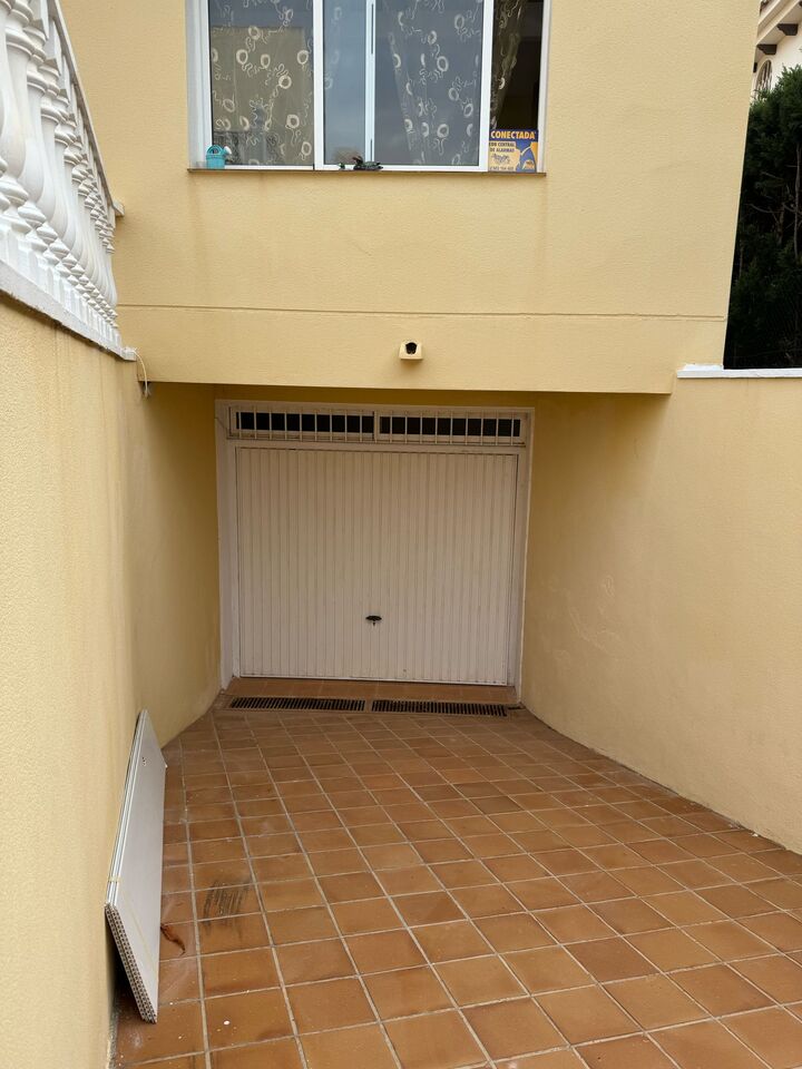 Kitchen in villa for sale in Playa Flamenca