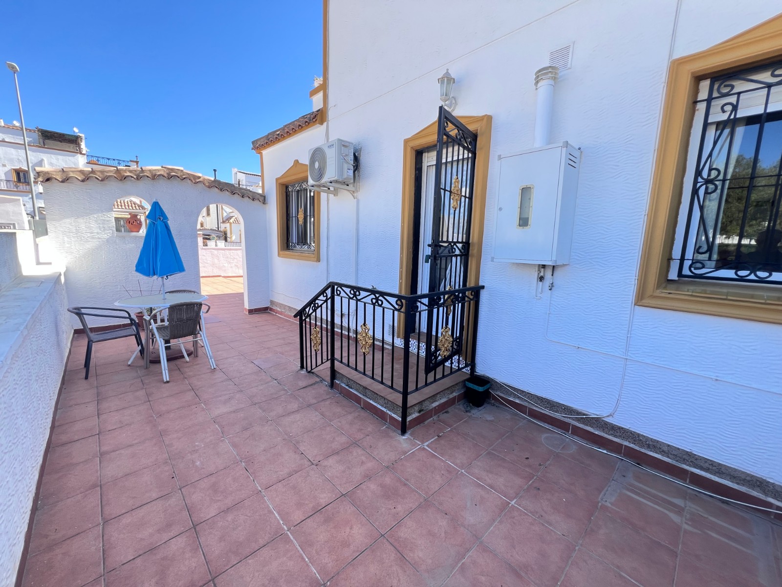 Terrace in villa for sale in Orihuela