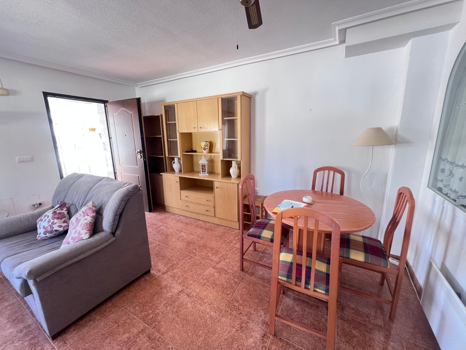 Garden in villa for sale in Orihuela