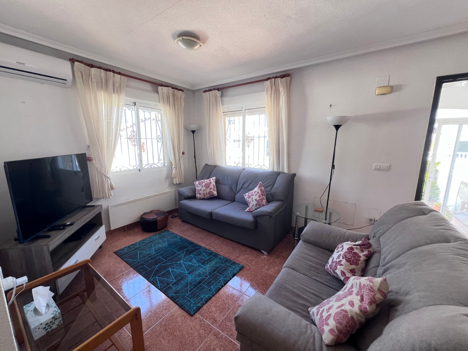 Dining area in villa for sale in Orihuela