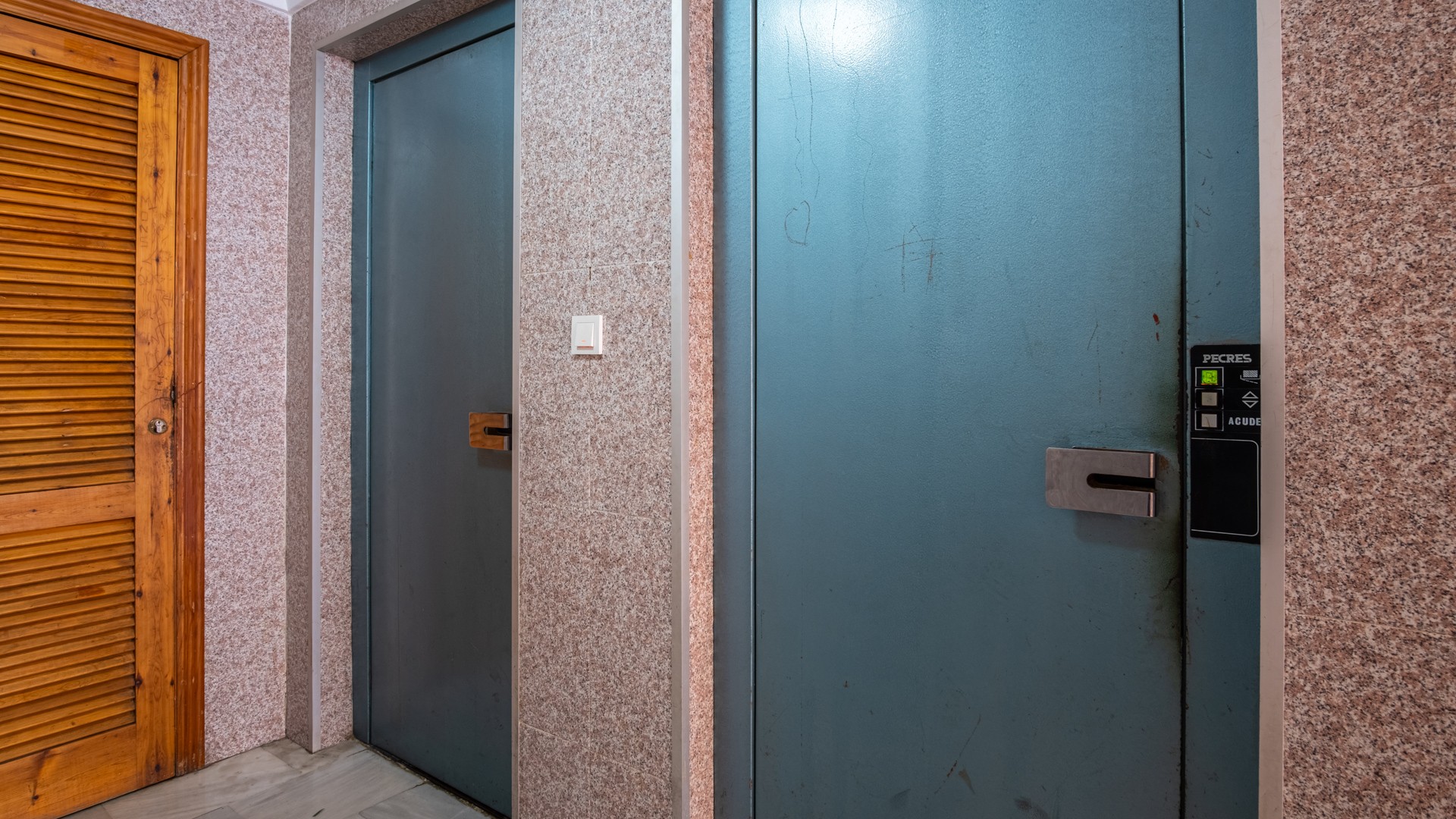Bedroom in apartment for sale in Torrevieja