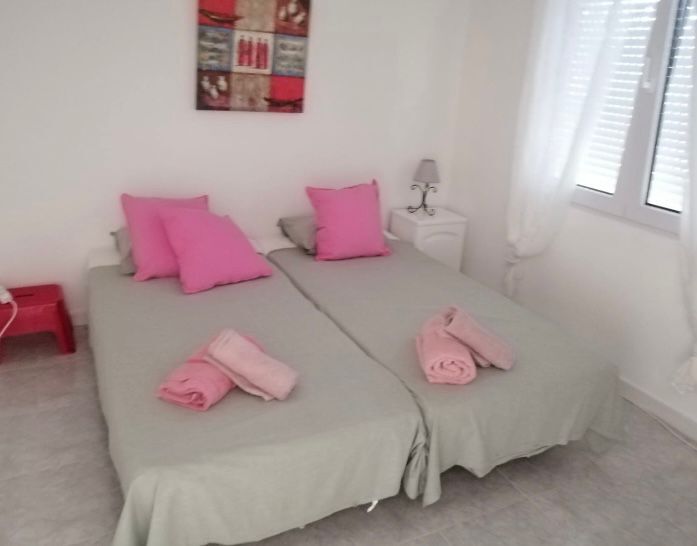 Bathroom in villa for sale in Pedreguer