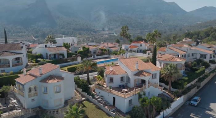 Terrace in villa for sale in Pedreguer
