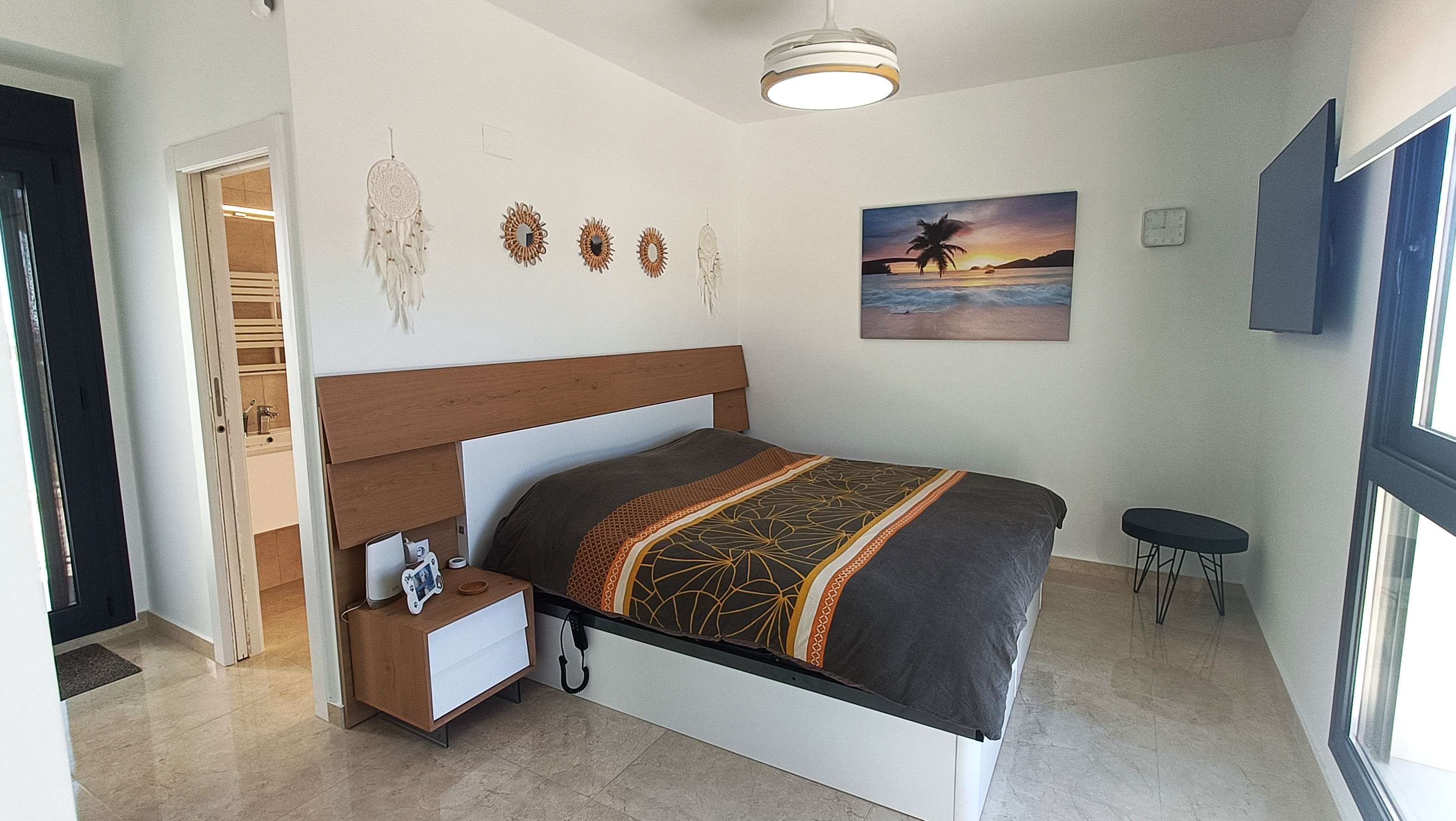 Pool area in villa for sale in Algorfa