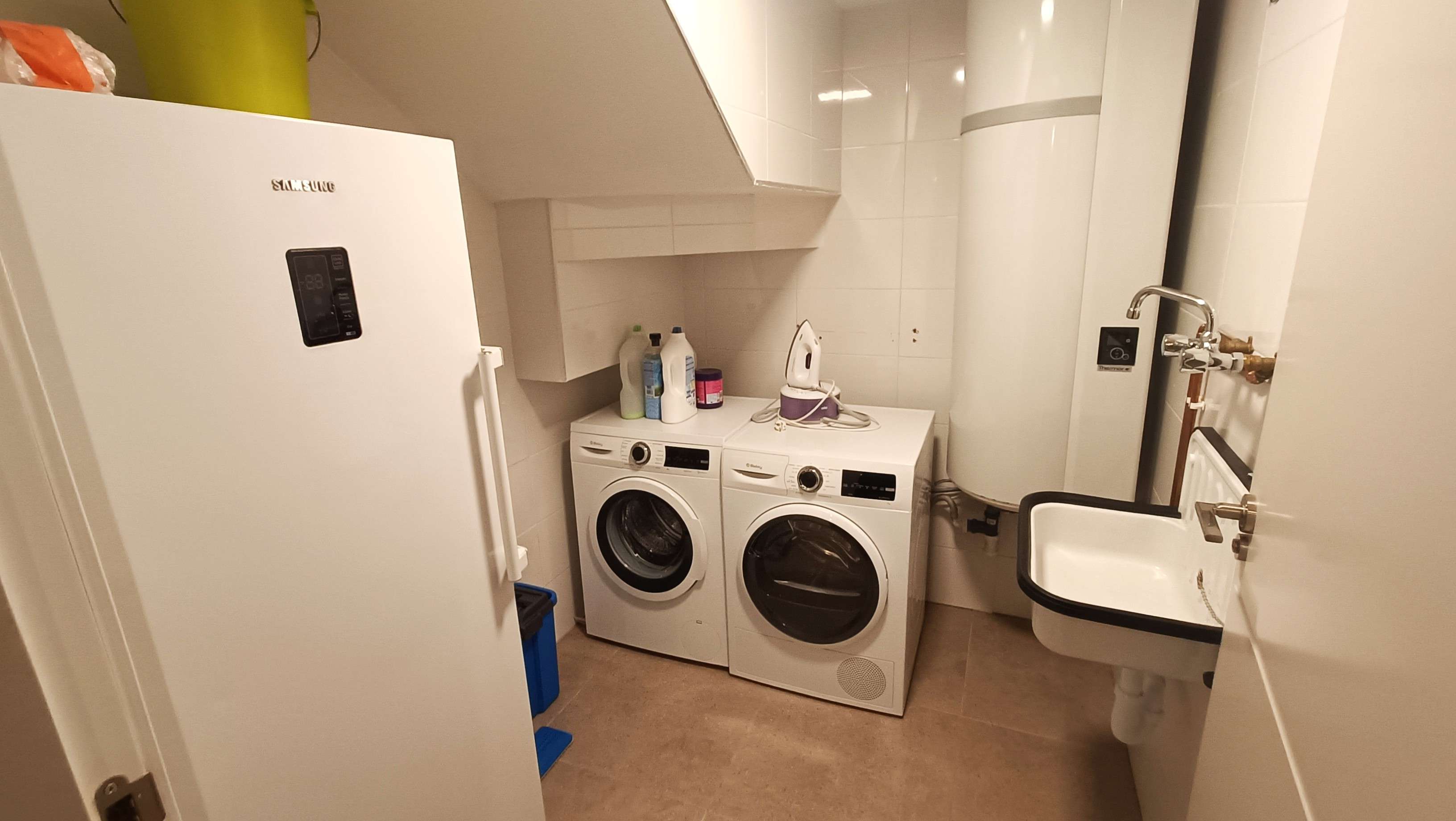 Bathroom in villa for sale in Algorfa