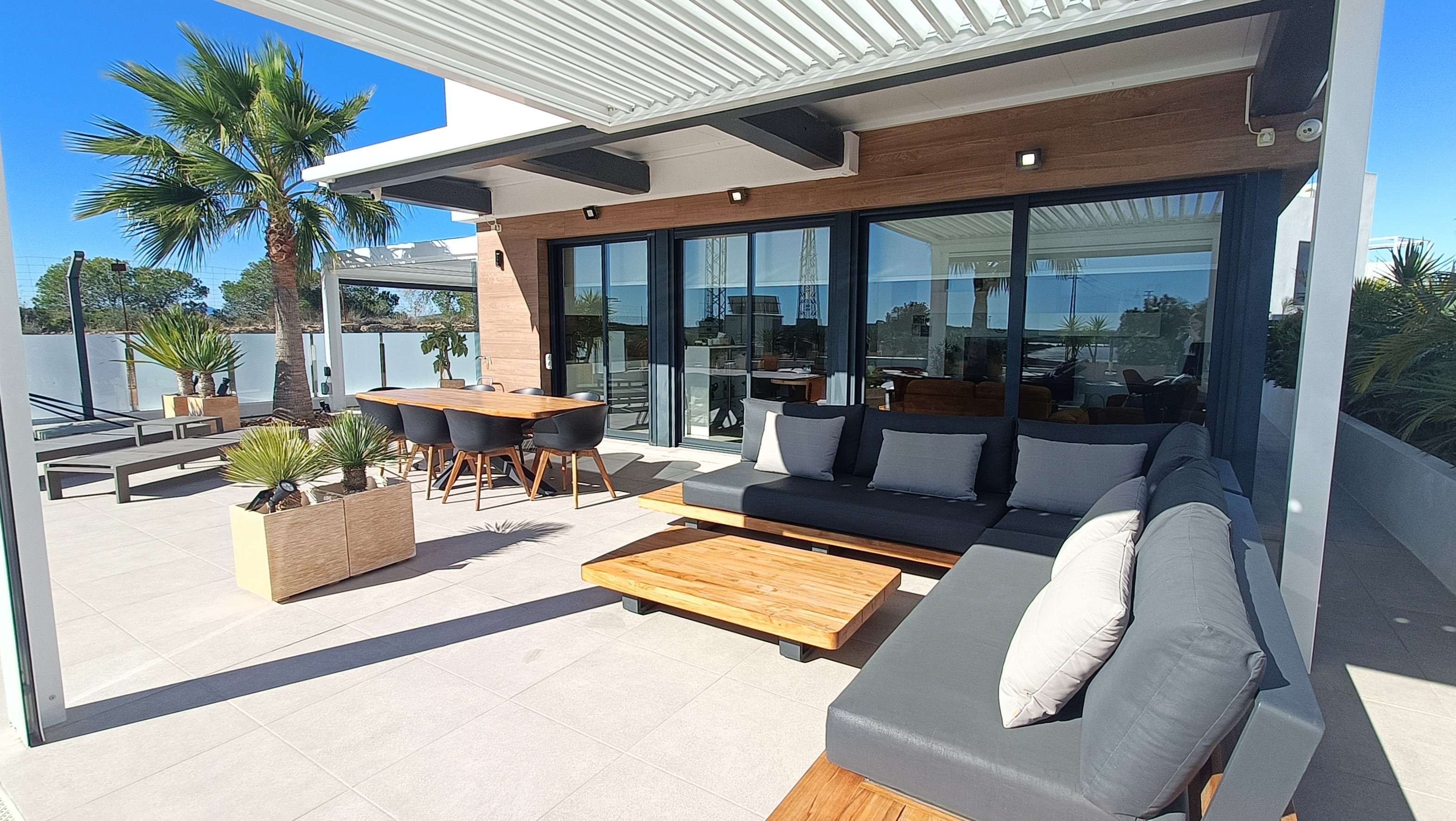 Garden in villa for sale in Algorfa