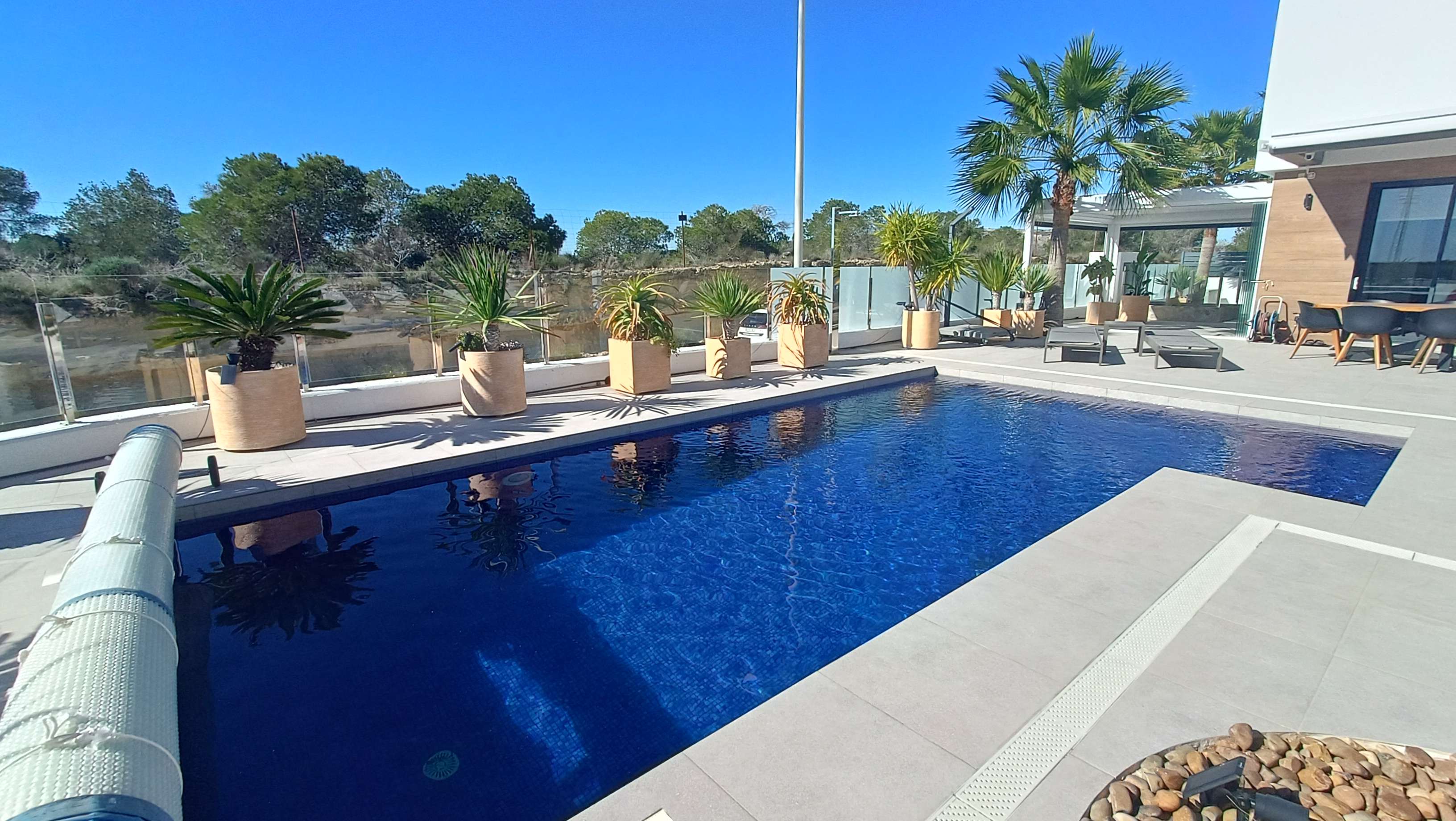 Dining area in villa for sale in Algorfa