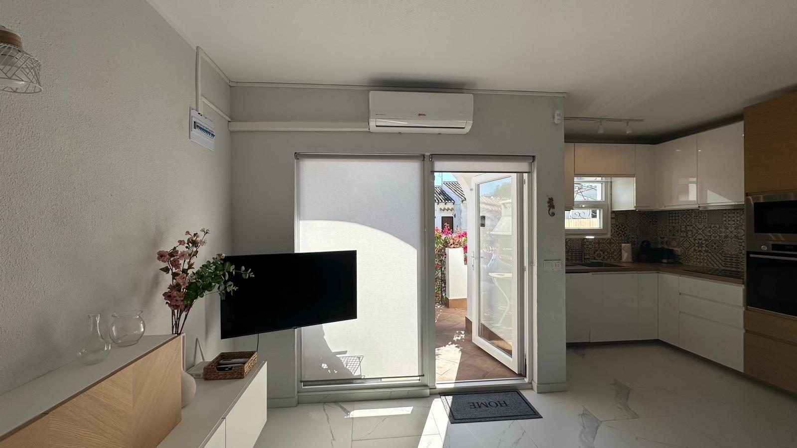 Bedroom in bungalow for sale in Torrevieja