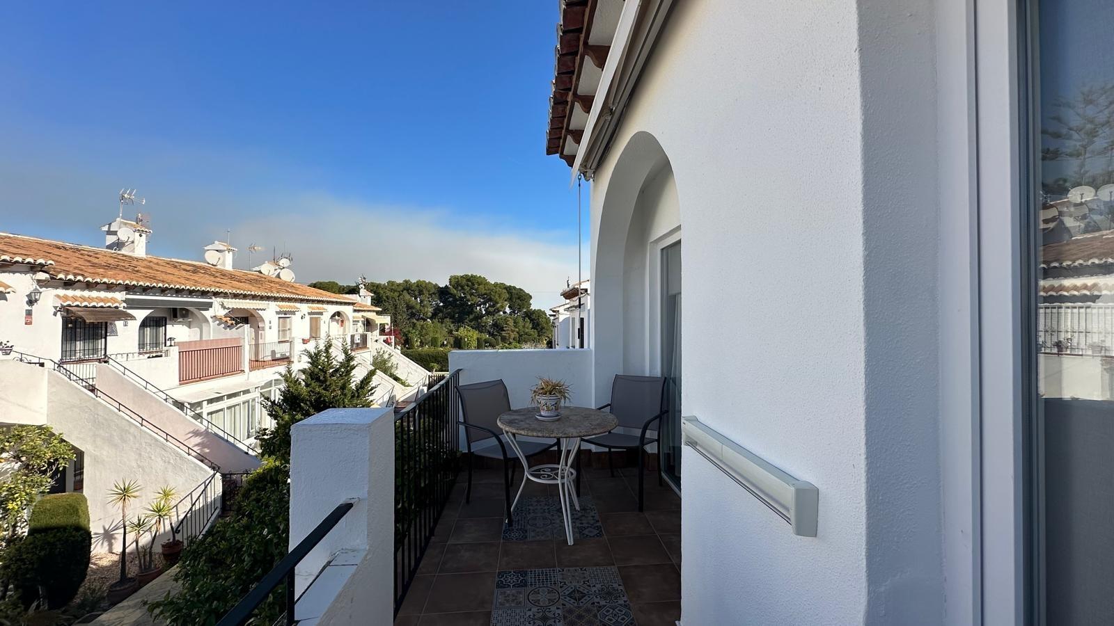 Terrace in bungalow for sale in Torrevieja