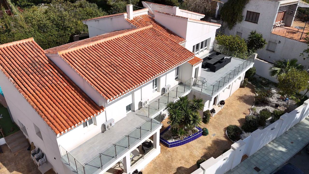 Terrace in villa for sale in Dehesa de Campoamor