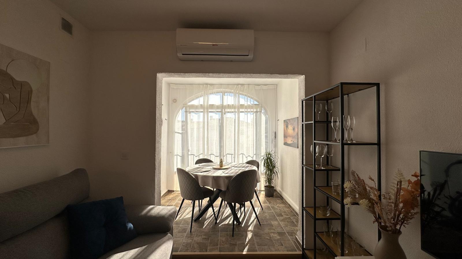 Terrace in bungalow for sale in Torrevieja