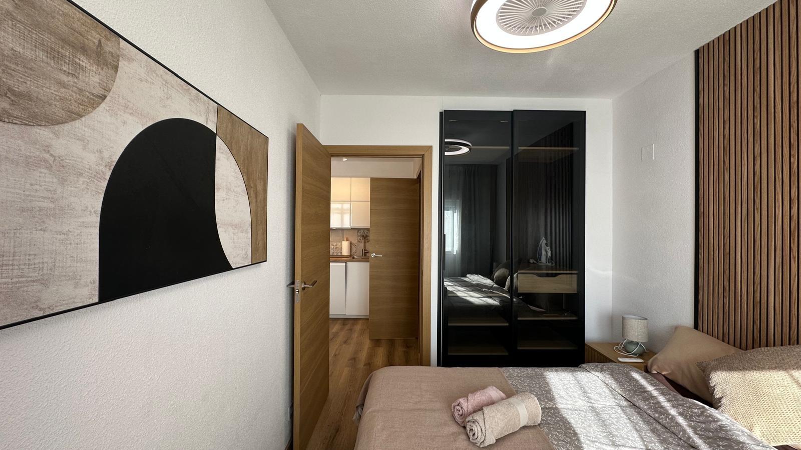 Bedroom in bungalow for sale in Torrevieja