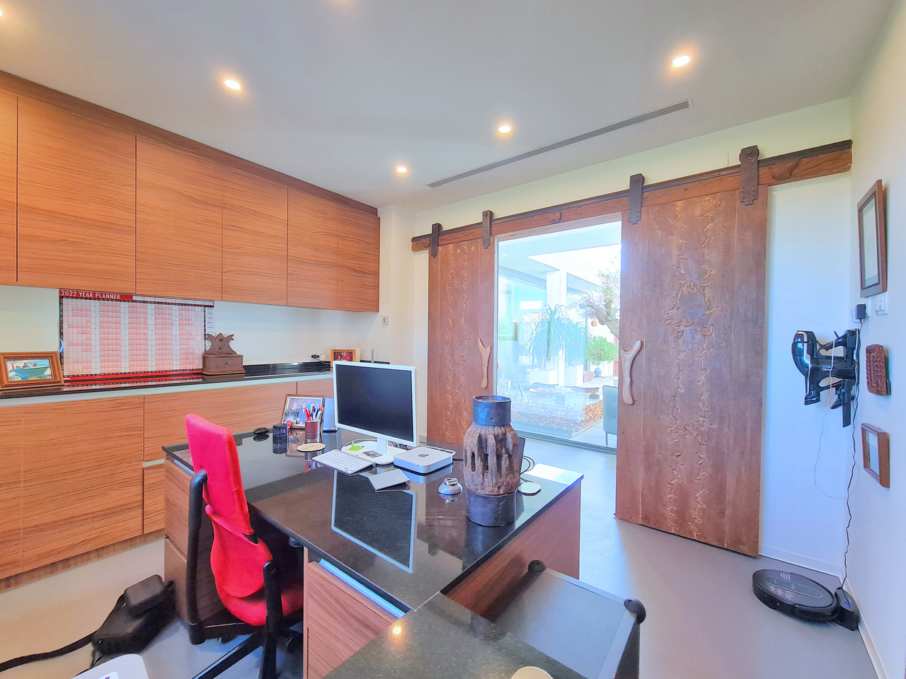 Living room in villa for sale in Los Alcazares