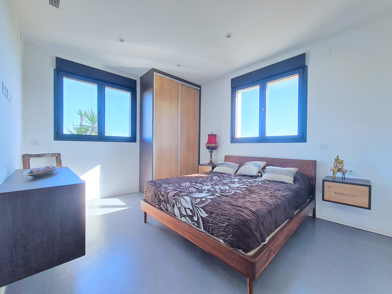 Living room in villa for sale in Los Alcazares