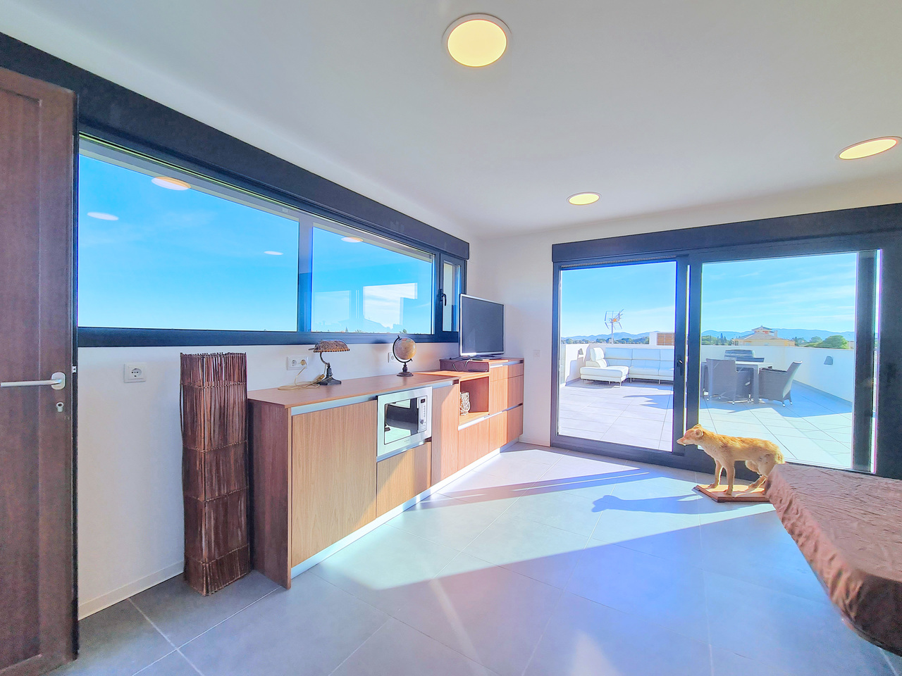 Pool area in villa for sale in Los Alcazares