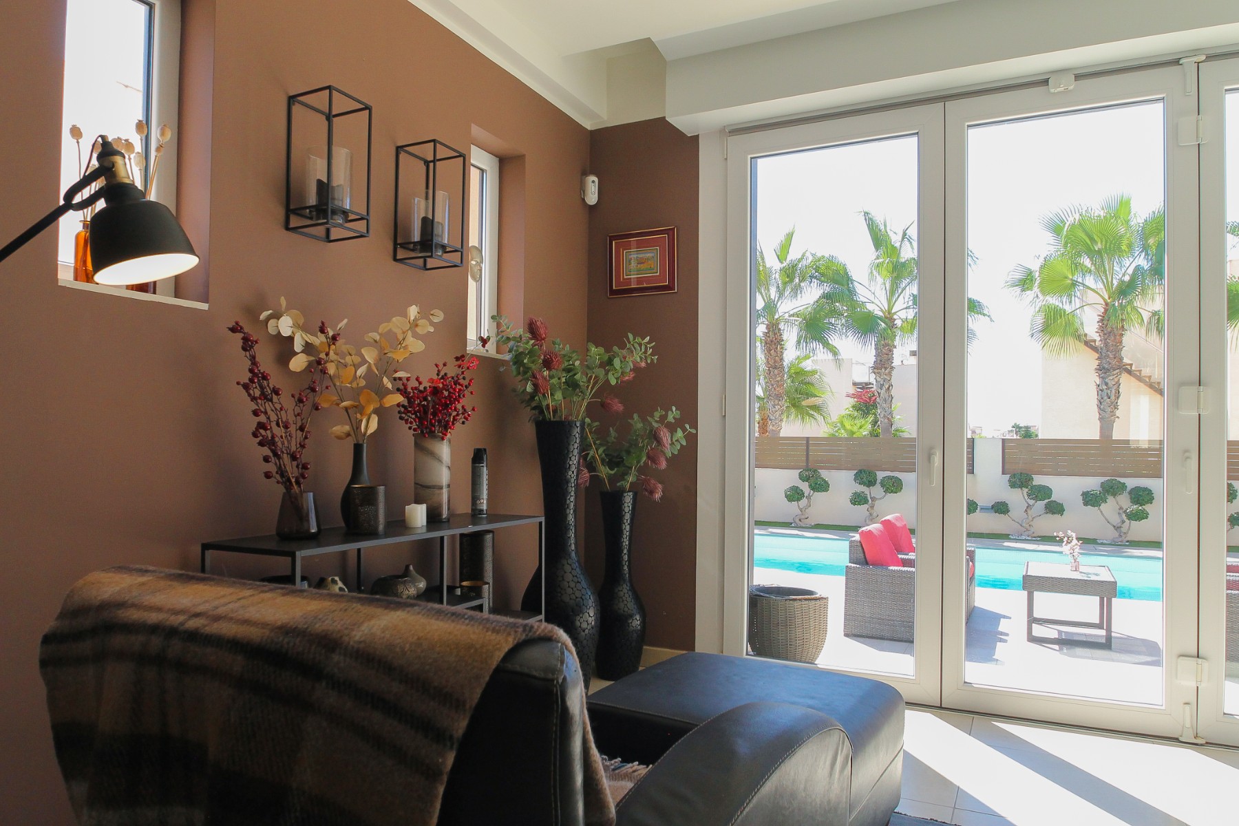 Bedroom in villa for sale in Torrevieja