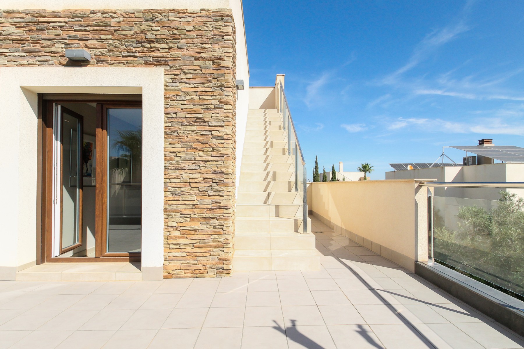Terrace in villa for sale in Torrevieja
